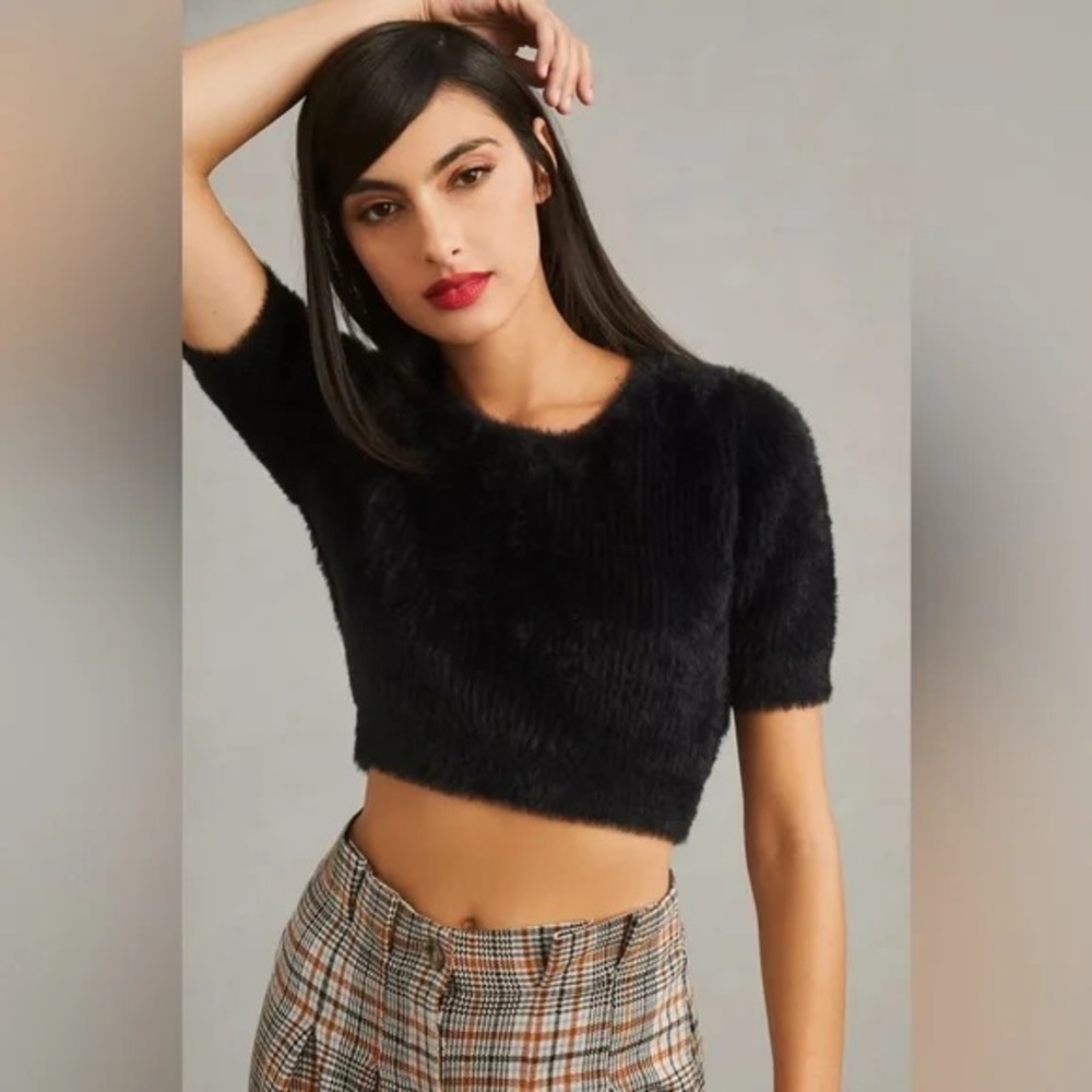 Anthropologie Oval Square Black Cropped Eyelash Sweater Women Size Med NWT